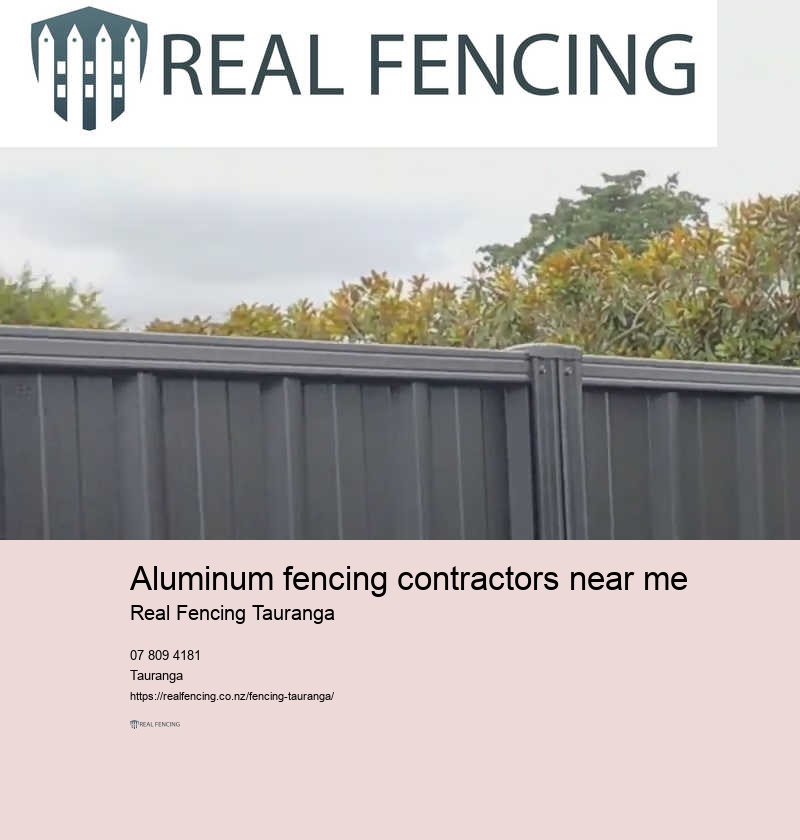 Metal fencing