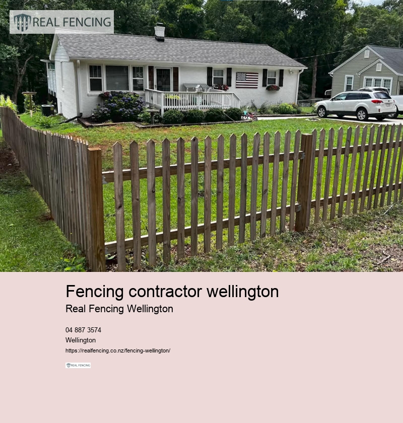 fencing contractor wellington