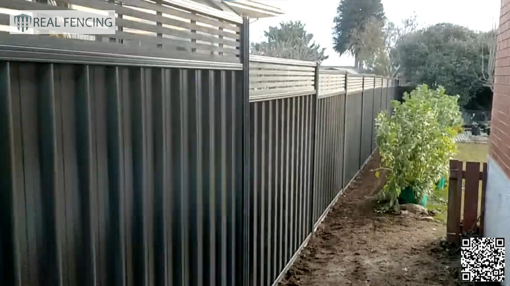 metal fence wellington